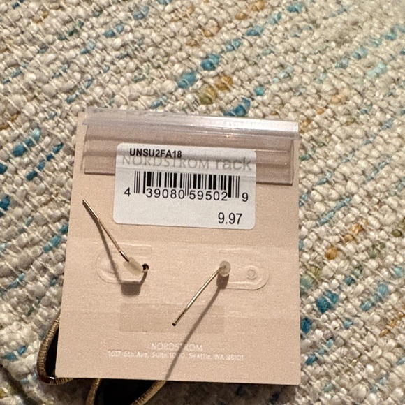 14th & Union Black Oval Earrings with Silver Accents - Picture 4 of 4